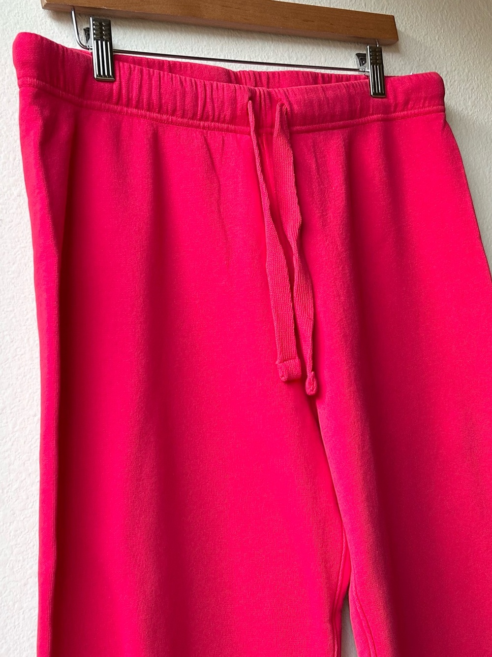 NWOT Frank & Eileen Catherine Favorite Red Cotton Crop Sweatpants Sz L - Picture 7 of 16